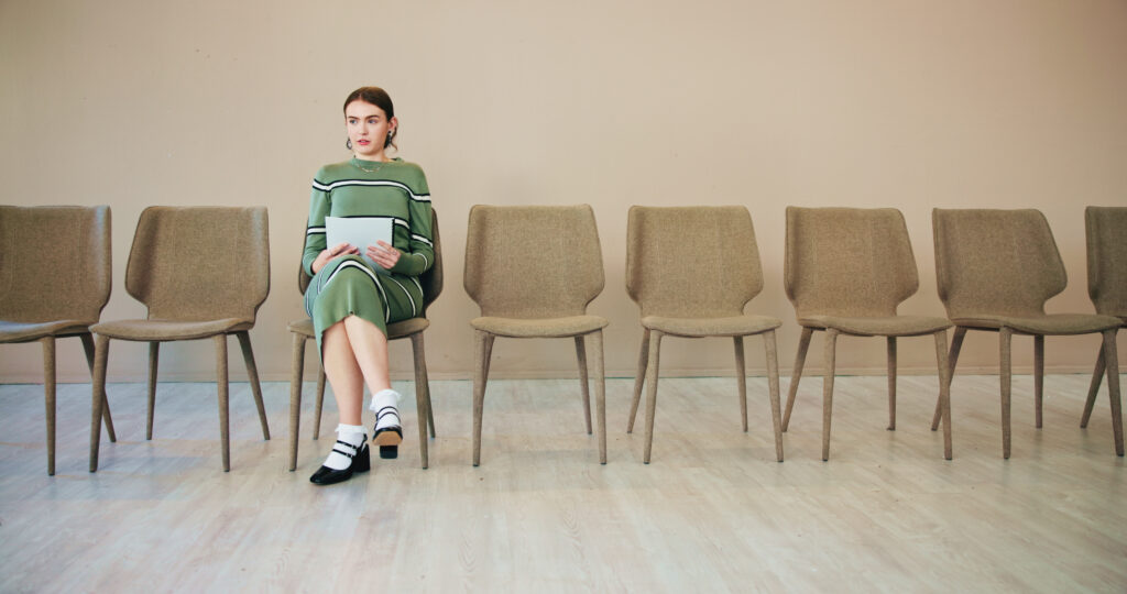 Wer zuviel Verantwortung übernimmt sitzt auf zu vielen Stühlen und ist überlastet